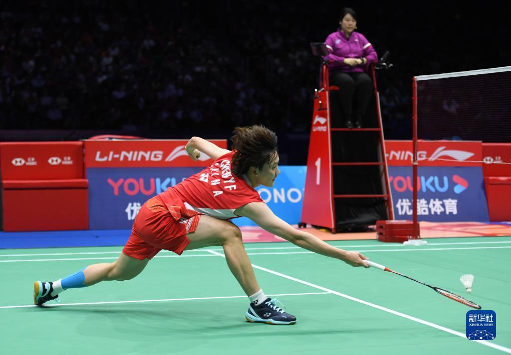 鲁索和多特 鲁索和多特